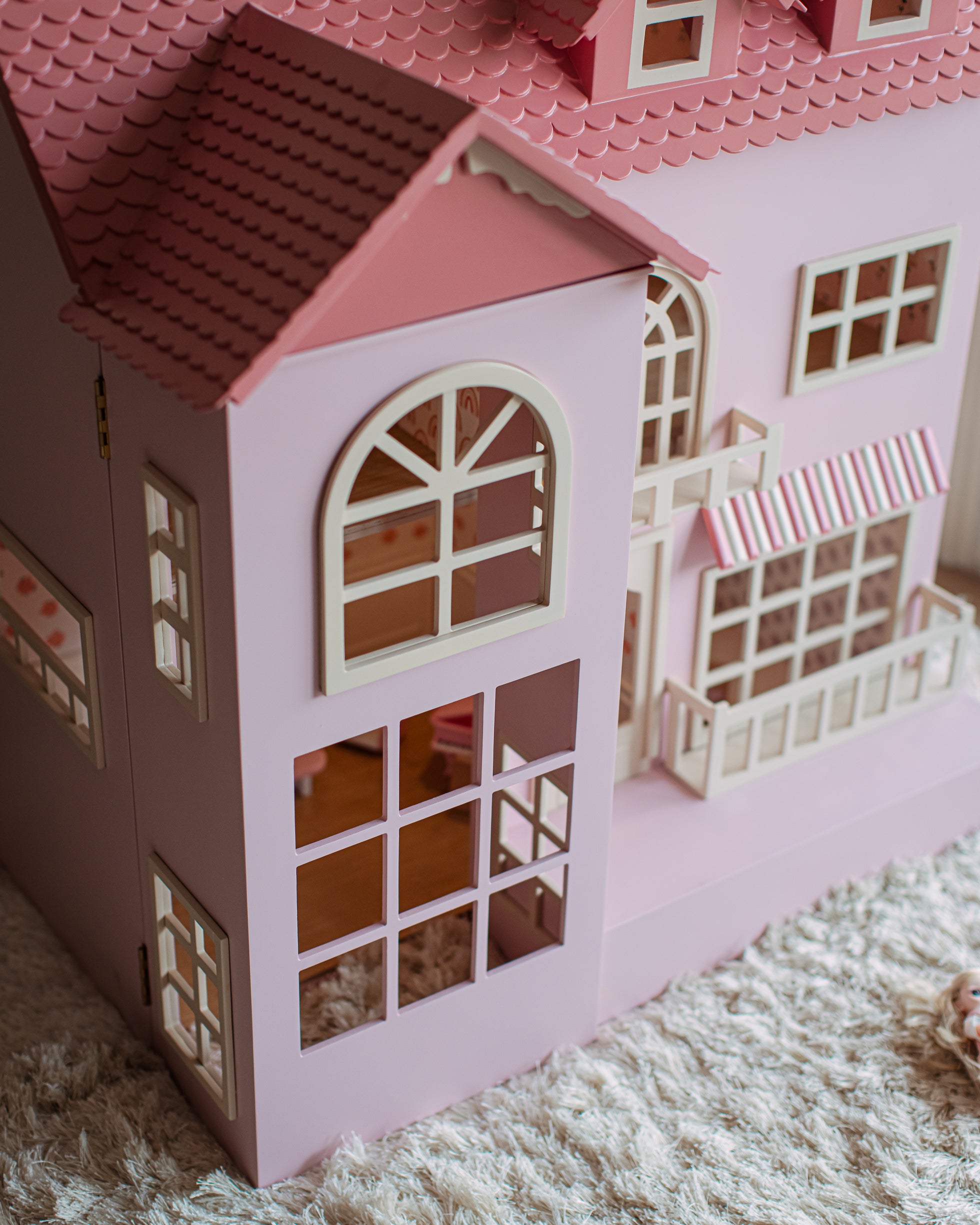 Doll house