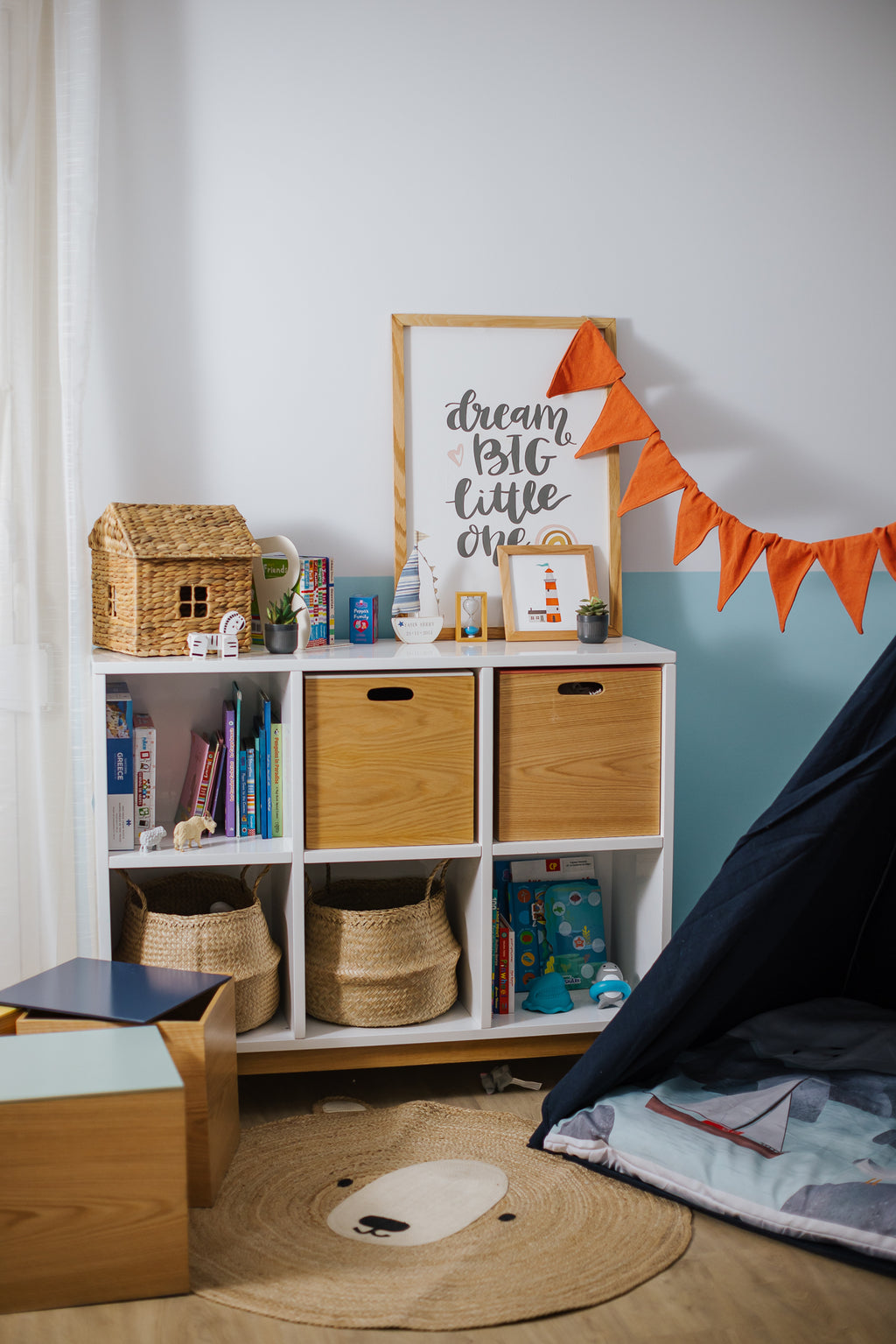 6 Cubby Storage Unit