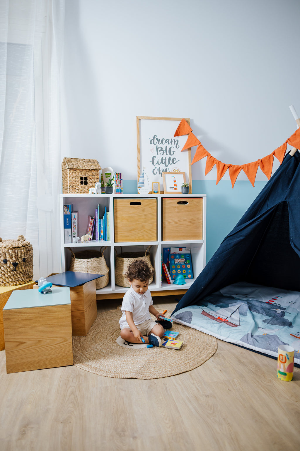 6 Cubby Storage Unit