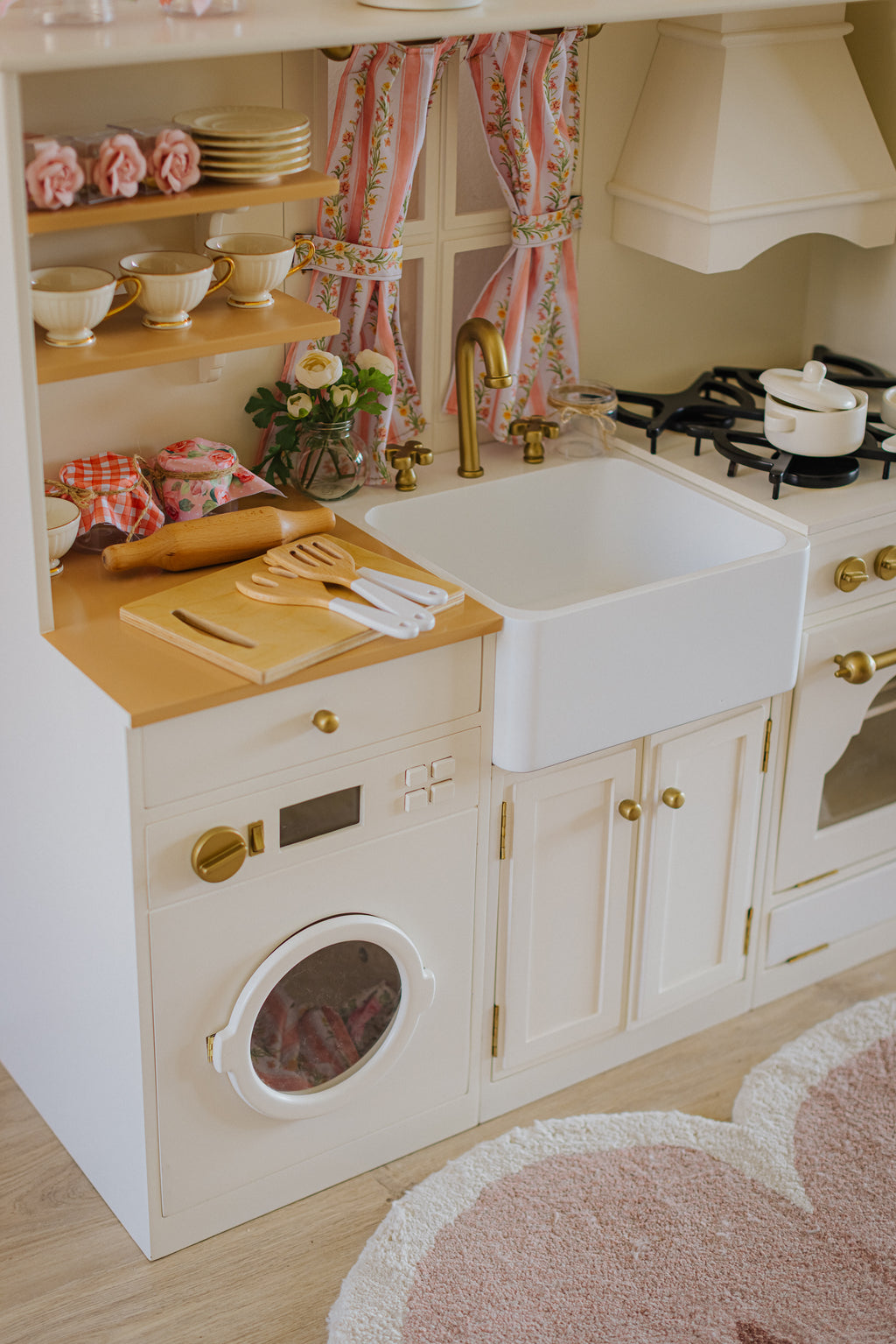 The Little Cottage Kitchen