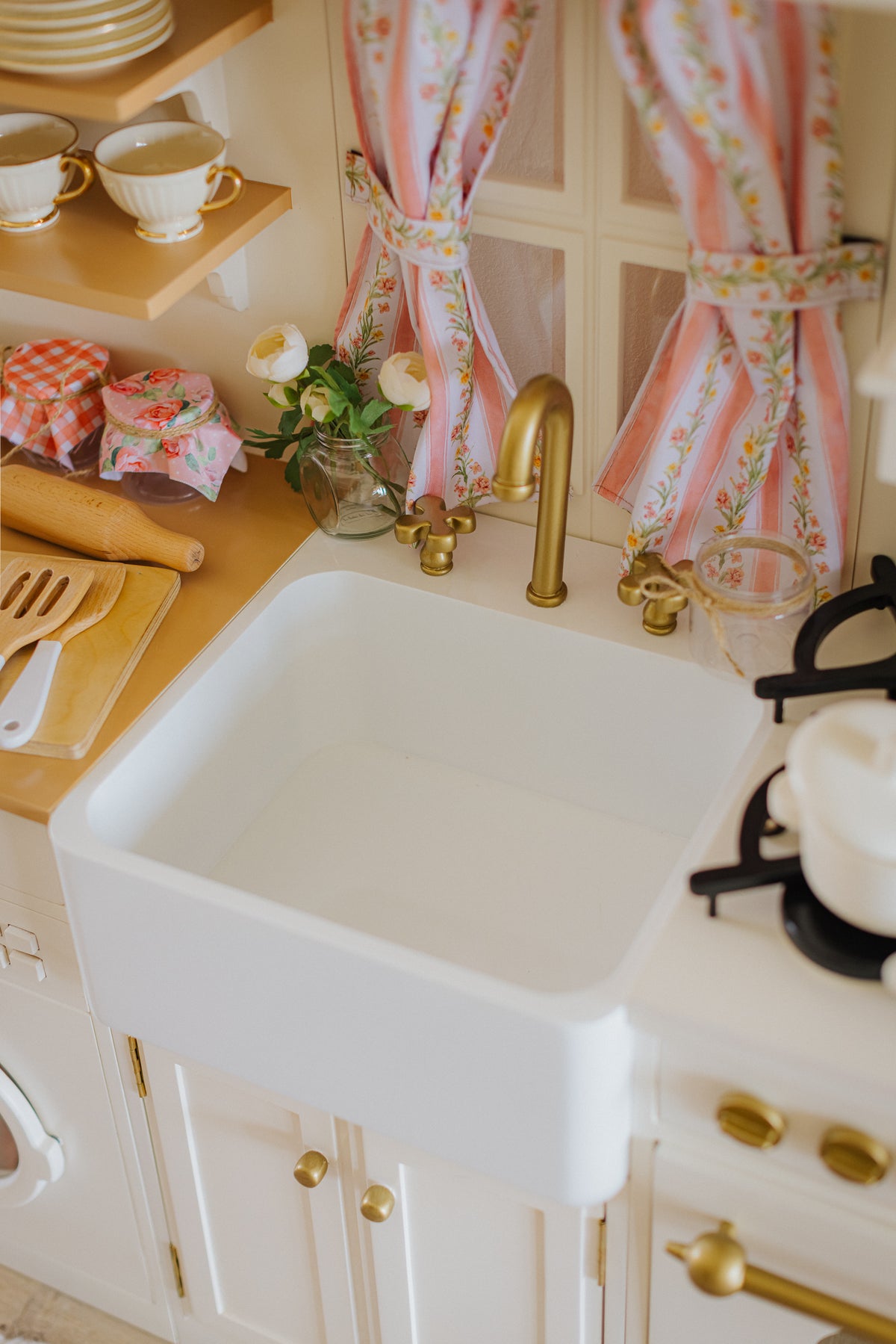 The Little Cottage Kitchen